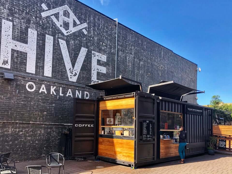 How to convert shipping containers into stylish restaurants and cafes?