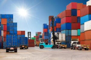 5 Benefits of Using Shipping Containers for On-Site Storage